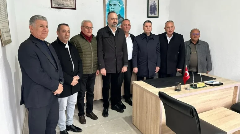 Taşova’da CHP Heyeti Vatandaşla Buluştu