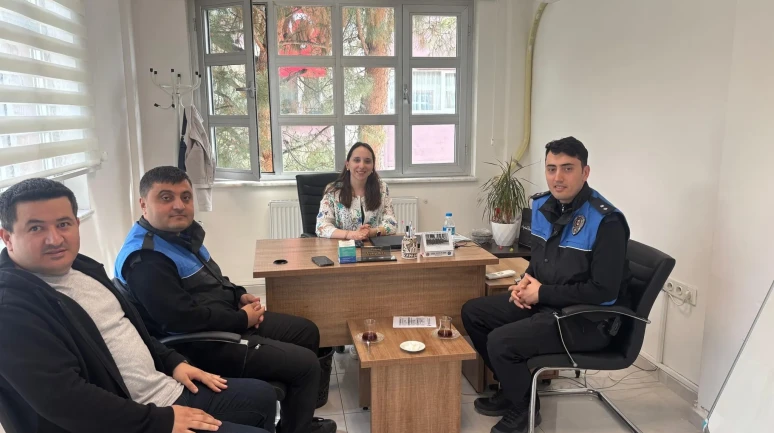Toplum Destekli Polislerden Sağlıklı Hayat Merkezine Ziyaret