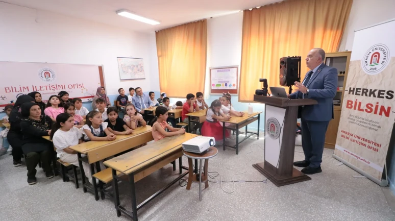 Amasya Üniversitesi'nden Boğaköy’de Bilimle Dolu Gün: “Bilim Kafe” Etkinliği Yoğun İlgi Gördü