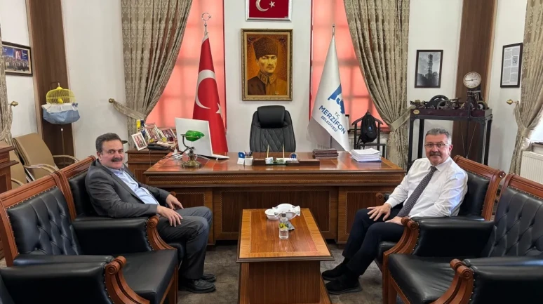 AK Parti Amasya Milletvekili Haluk İpek’ten Merzifon Belediyesi’ne Ziyaret