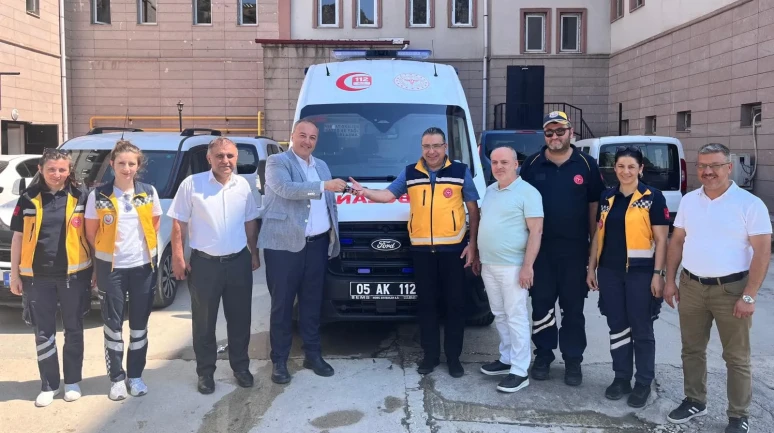 Amasya Ambulans Filosuna Takviye: Yeni Tam Donanımlı Araç Hizmete Alındı