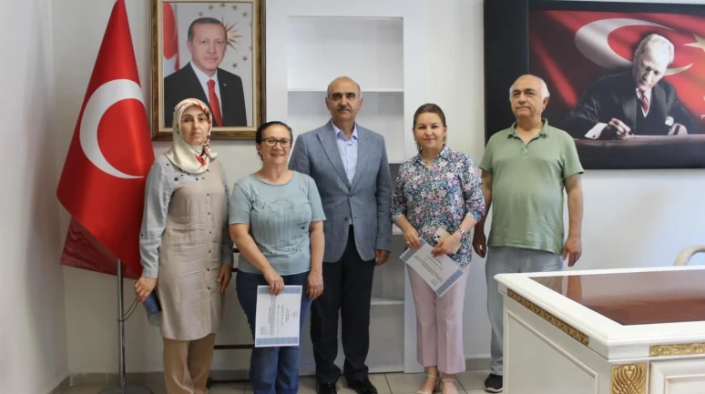 Ebelere Yönelik Eğitime Katkı Sağlayan Personele Teşekkür Belgesi