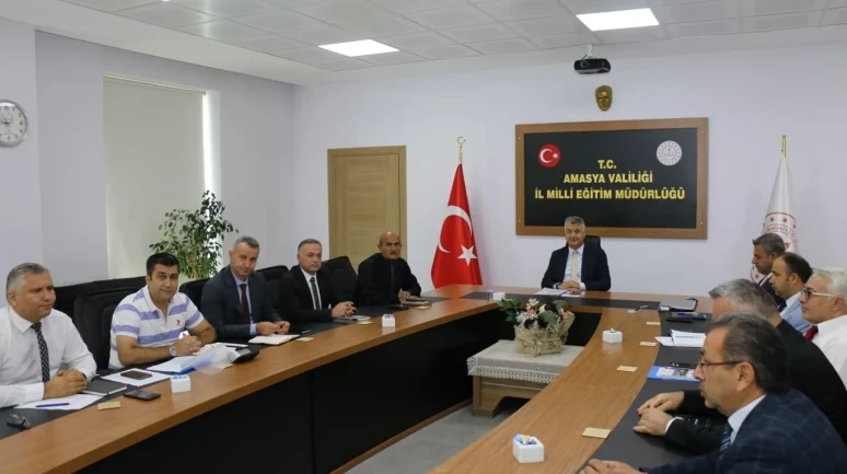 Amasya İl Milli Eğitim Müdürlüğü’nde Haftalık Olağan Toplantı Gerçekleştirildi