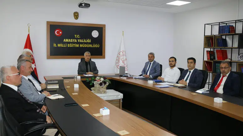 Amasya’da Eğitim Masaya Yatırıldı!