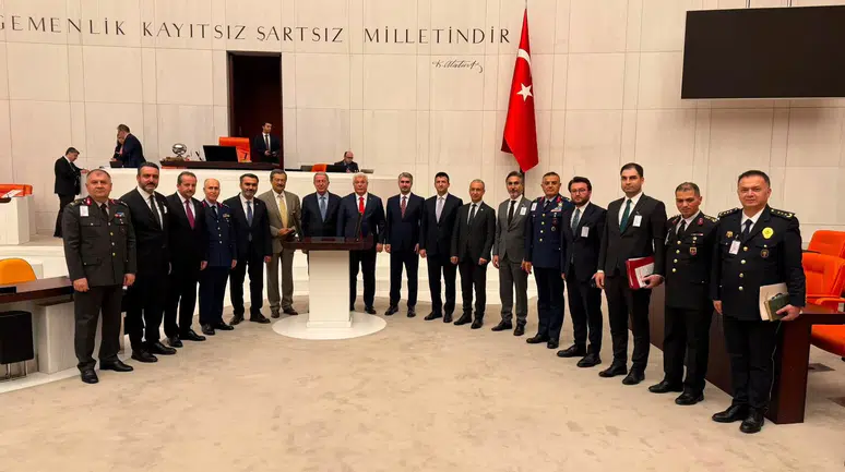 Vekil Çilez Bildirdi! Meclis’te Tarihi Birlik: 382 Evet, 0 Ret!