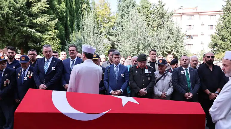 Amasya Kıbrıs Gazisi Bahattin Şen’i Son Yolculuğuna Uğurladı