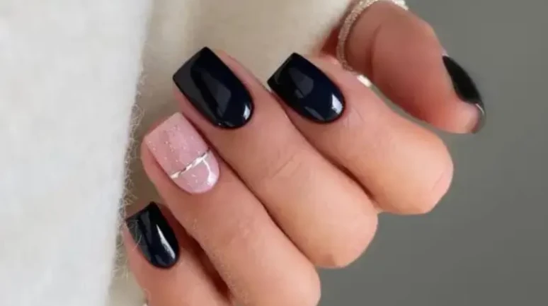 2026’da Kadınlarda Kare Tırnak Modası Geri Dönüyor