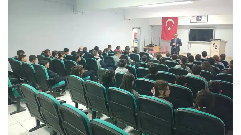 Merzifon’da Gençlere Mahremiyet Anlatıldı!