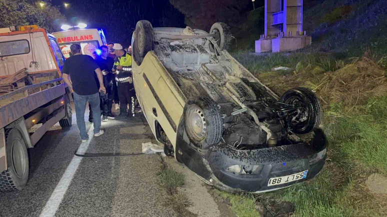 Araç 30 Metreden Yola Uçtu: 1 Yaralı!