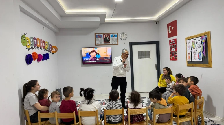 Miniklere Ağız ve Diş Sağlığı Eğitimi Verildi