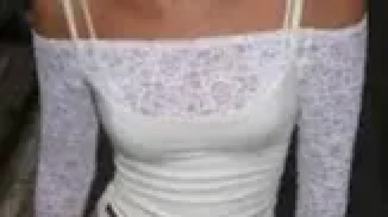 2026 Baharında Bluz Modası: Zarafet ve Rahatlık Aynı Parçada Buluşuyor