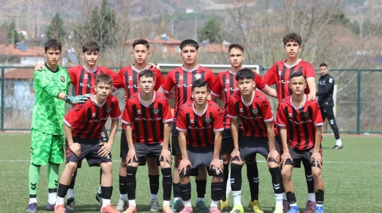 Arca Çorum FK U14, Amasya’da Tur Atladı
