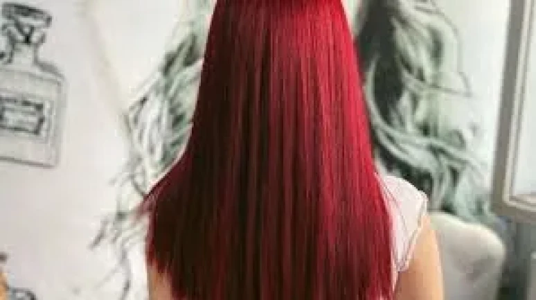 Rüyada Kızıl Saç Görmek Ne Anlama Geliyor? Gizemli ve Dikkat Çekici Yorumlar