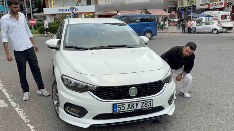 Kavşakta Dehşet: 2 Kadın Yaralandı