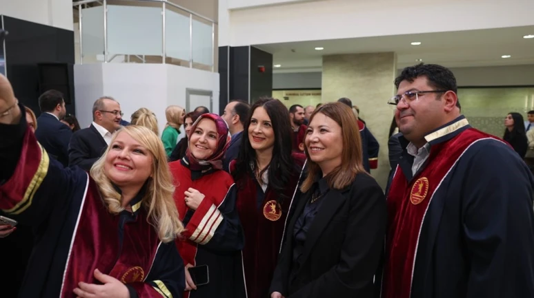 182 akademisyen akademik yükseltme töreniyle tebrik edildi