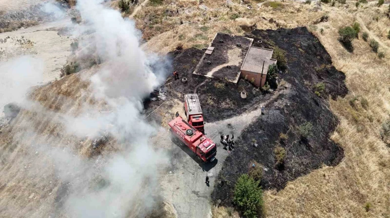 Anız Yangını Kontrol Altına Alındı