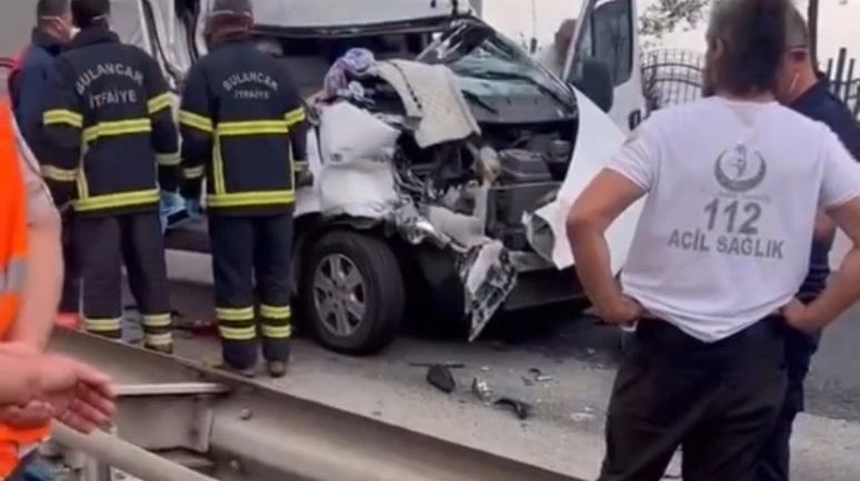 Trafik kazası : 1 ölü, 1 yaralı
