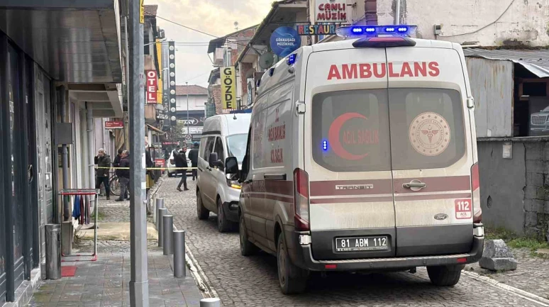 Pasaj bodrumunda erkek cesedi bulundu