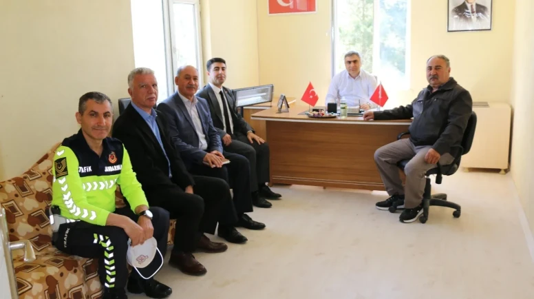 Kaymakam Karaaslan’dan Köy Ziyaretleri: Vatandaşların Taleplerini Dinledi