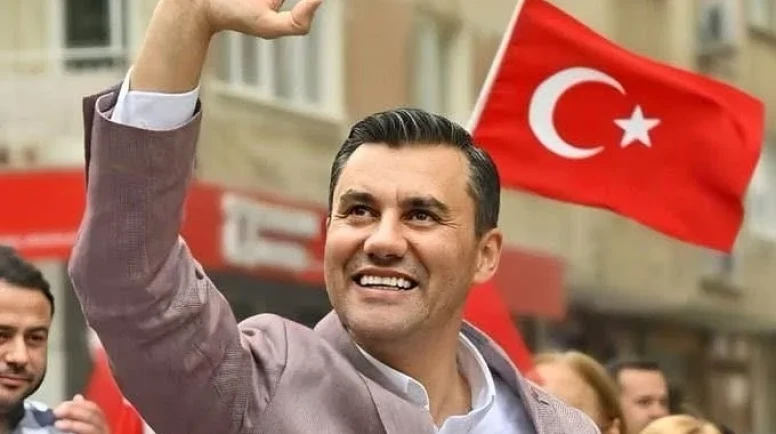 Manisa Büyükşehir Belediye Başkanı Ferdi Zeyrek Hayatını Kaybetti