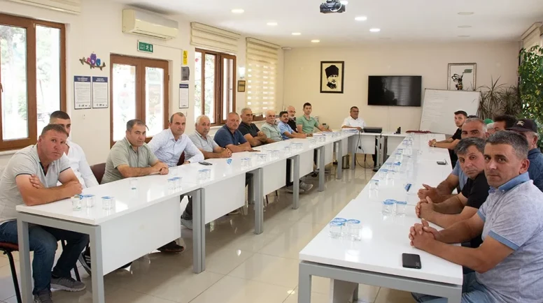 Amasya DSYB Süt Evi Personelleriyle Toplantı Yaptı: Hedef, Süt Kalitesini ve Üretimi Arttırmak