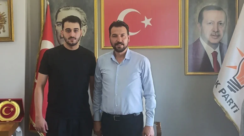 Can Çilez'den AK Parti Merzifon’a Ziyaret