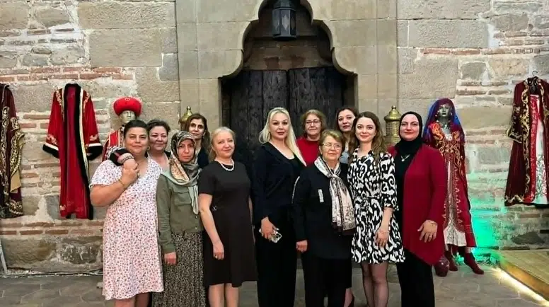 MHP’li Kadınlardan Anneler Günü Programı