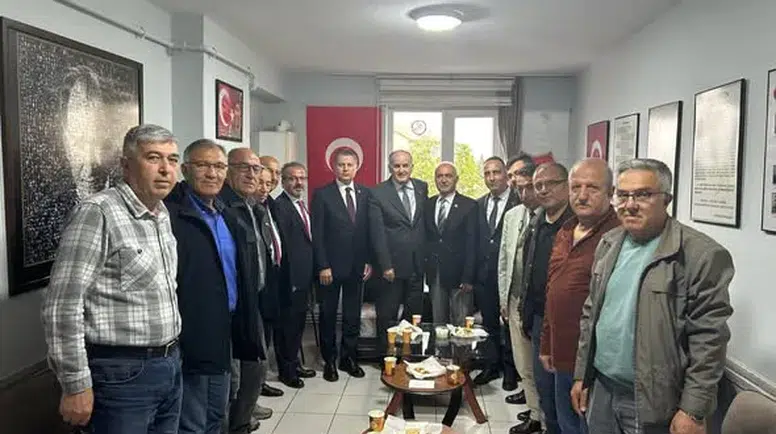 Karagöz Çorum’da Dernekleri Ziyaret Etti