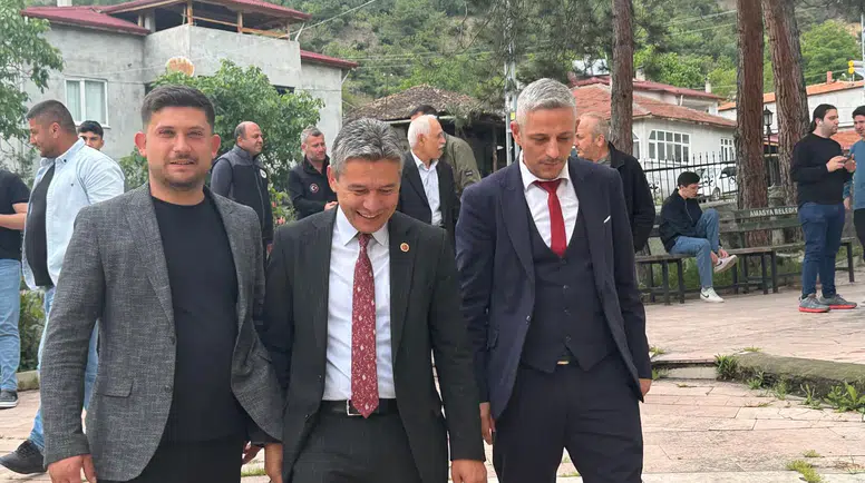 MHP Amasya Heyeti Afet Duasında