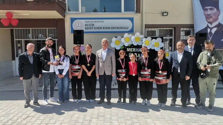 Merzifon’da 23 Nisan Coşkusu Gecikmeli Ama Gururla Kutlandı!