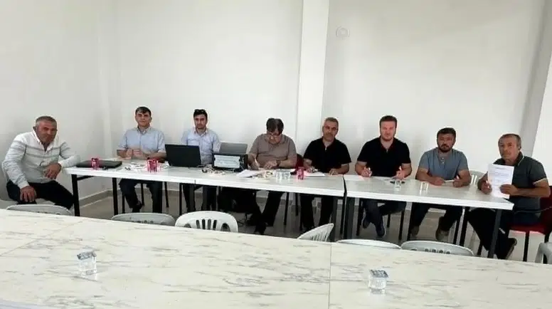 Muşruf Köyü Sulama Kooperatifi'nde Güven Tazelendi! Mehmet Akgül Yeniden Başkan Seçildi