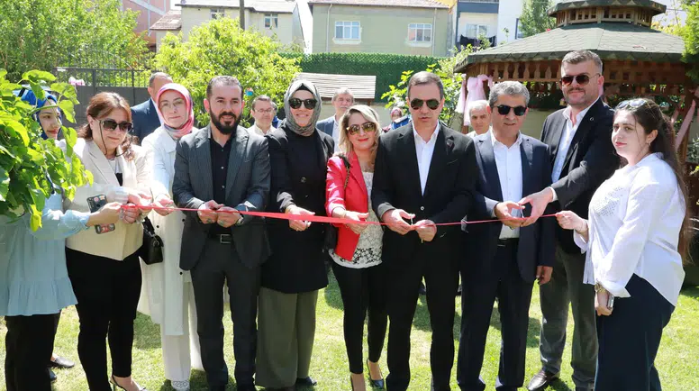 Kültür Sokağı’nda Renkli Sergi Açılışı