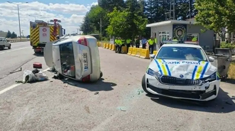 Merzifon'da Feci Kaza! Polis Aracına Çarpan Otomobil Takla Attı: 2'si Ağır 4 Yaralı