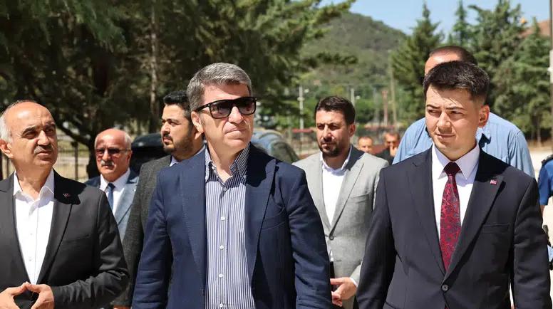 Vali Bakan'dan Yerinde Sağlık İncelemesi