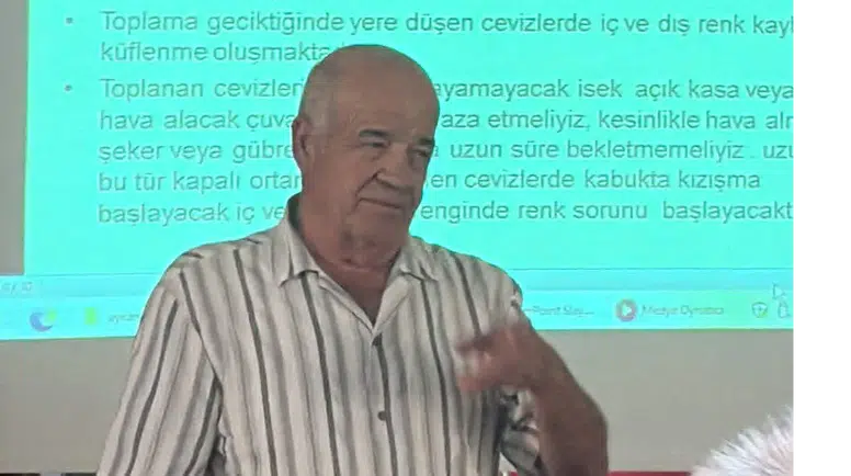 Ceviz Üreticileri Merzifon’da Buluştu: Uzman İsimlerden Kritik Bilgiler