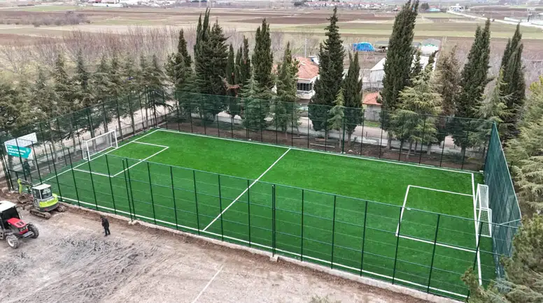 Amasya’ya 15 Yeni Futbol Sahası!