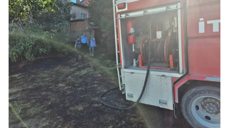 Hacıbalı Mahallesi’nde Yangın Paniği! İtfaiye’den Anında Müdahale