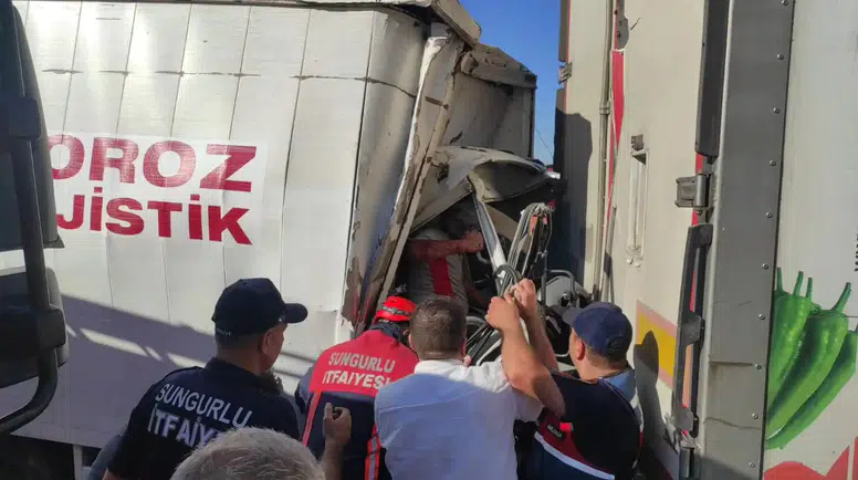 Merzifonlu Adnan Arpaguş Çorum'da Feci Kazada Hayatını Kaybetti