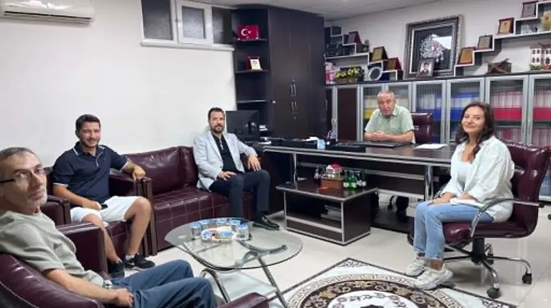 AK Parti Merzifon İlçe Başkanı Emre Keleş’ten Haber Merkezimize Ziyaret