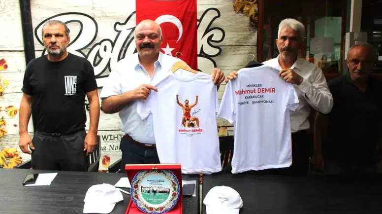 Amasya'da Tarihi Güreş Organizasyonu