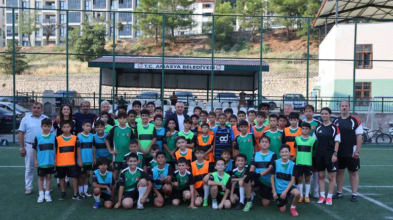 Amasya’da Yaz Futbol Okulu Tamamlandı