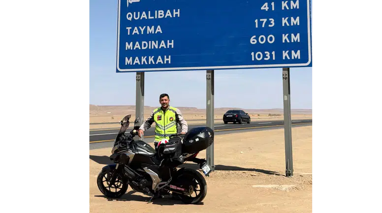 Engel Tanımadılar: Merzifon’dan Motosikletle Medine’ye Vardılar!