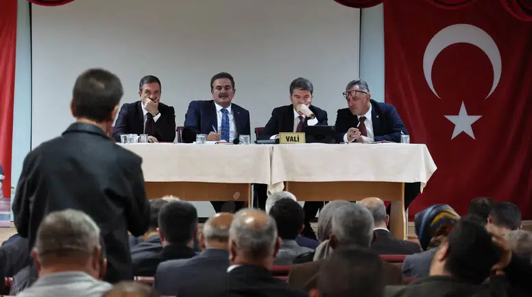 Vali Bakan Suluova’yı Dinledi