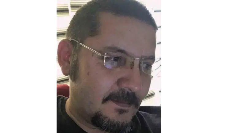Şüpheli Ölüm: 46 Yaşındaki Doktor Evinde Ölü Bulundu