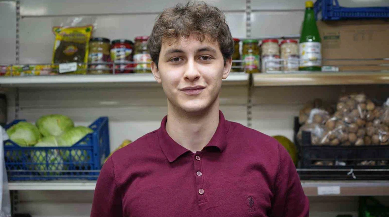 19 Yaşında Market Açtı, Boykot Başlattı!