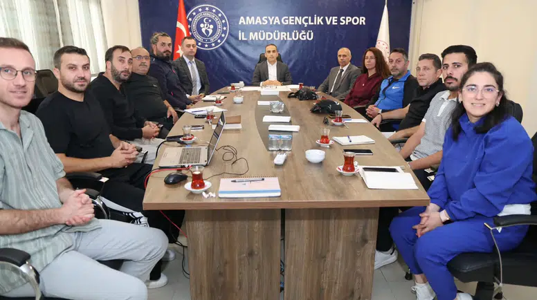 Amasya’da Basketbol Masaya Yatırıldı!
