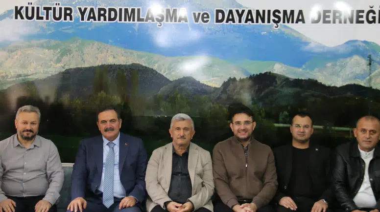 Amasya’da Haluk İpek’ten Dernek Ziyareti!