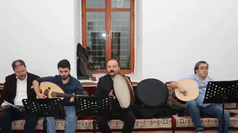 Merzifon’un Tarihi Medresesinde Musiki Sesleri Yankılandı