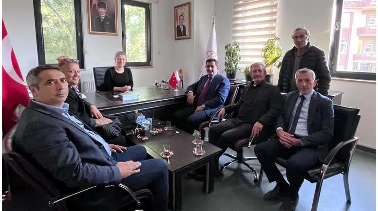 MHP Merzifon’dan Kurumlara Ziyaret Trafiği!