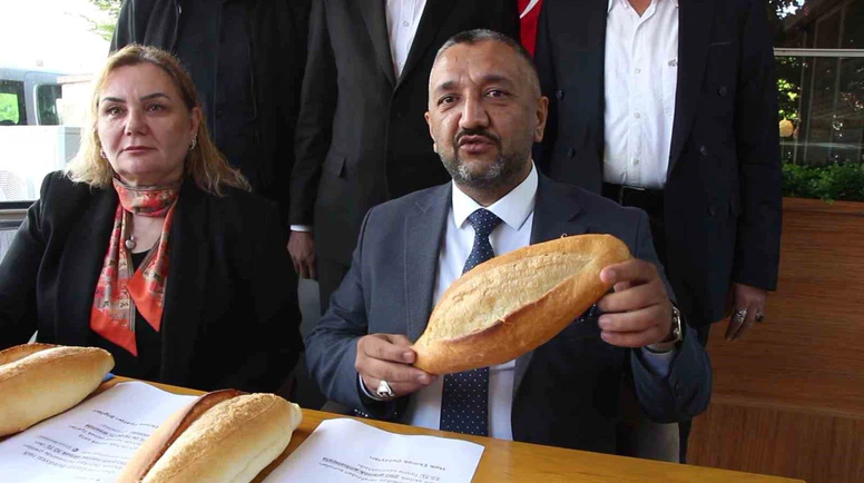 MHP’den Amasya için ’halk ekmek’ çağrısı: "Amasya’da ekmek komşu şehirlerden pahalı"
